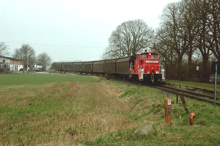 [DB Cargo 362 400 auf dem Weg nach Kappeln (Scheggerott, 2001)]
