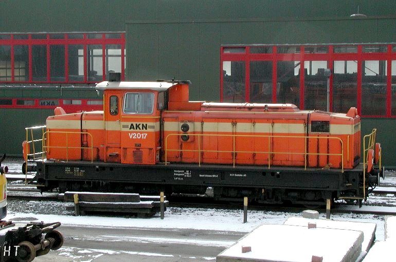 [AKN V 2.017 am 03.02.2001 im AKN-Depot in Hamburg-Billbrook]