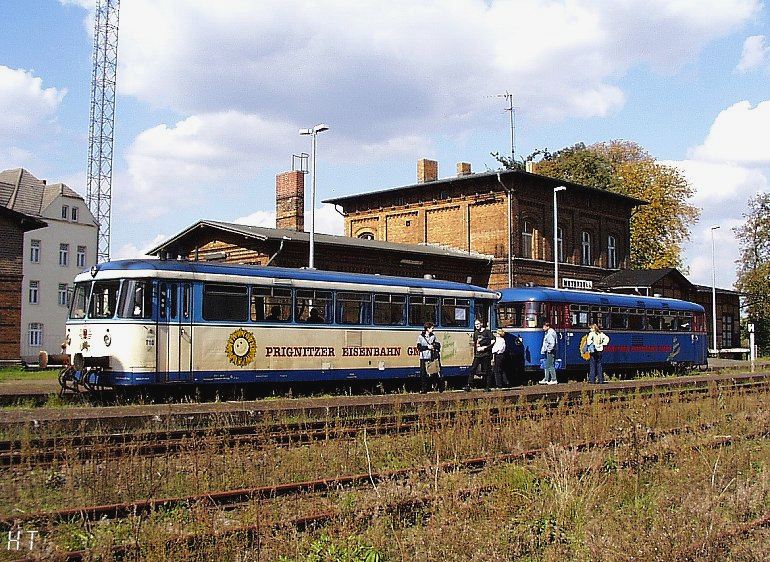 [PEG T11 und T8 am 23.09.2000 in Meyenburg]