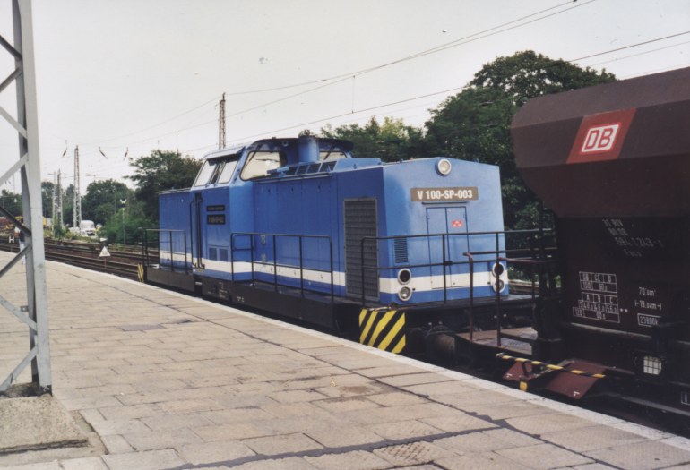 [SLG V100-SP-003 im August 2000 in Berlin Köpenick]